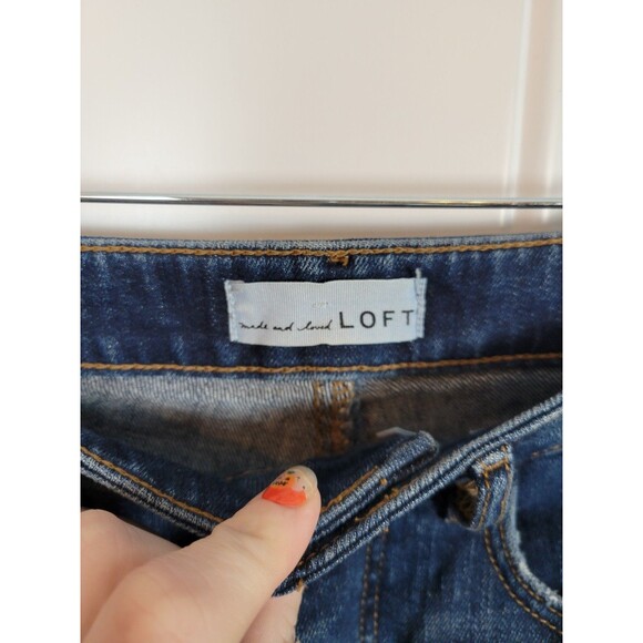 LOFT The Curvy Kick Crop Jeans Size 26 / 2 - Picture 2 of 7